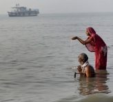 Livelihood and Health challenges of riverine communities of the River Ganga