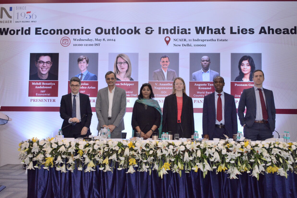 World Economic Outlook & India: What Lies Ahead